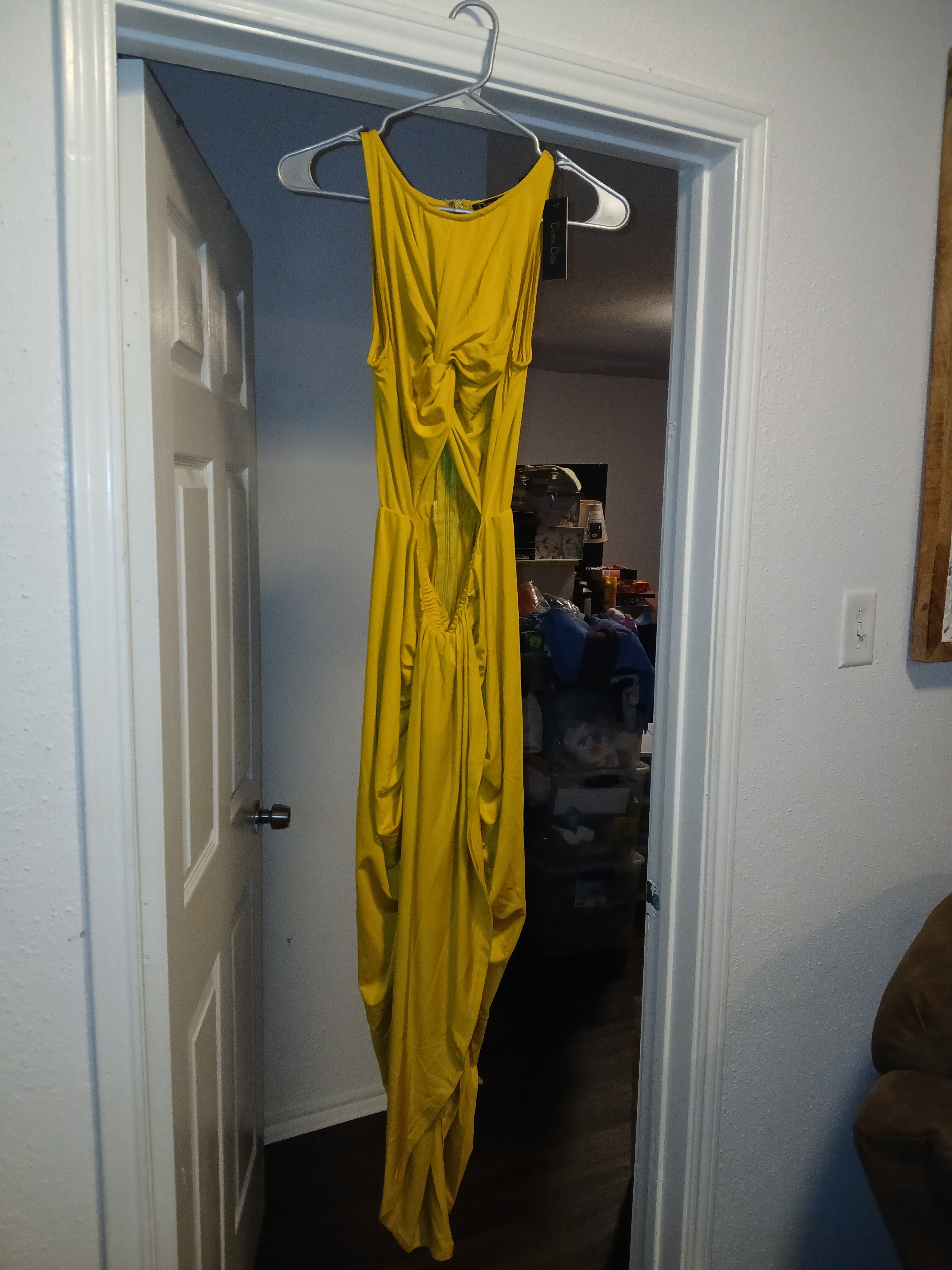 Dress Day Nwt Women’s Yellow Sleeveless Dress